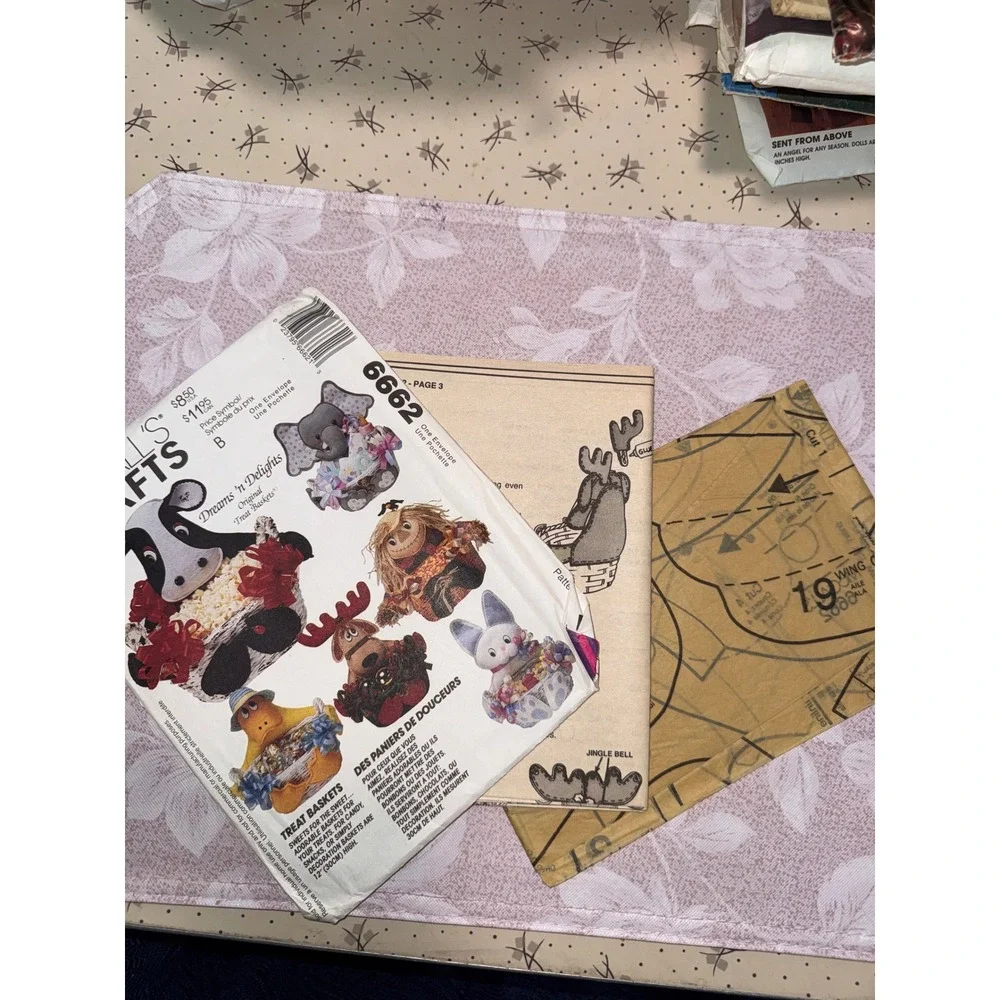 McCalls 6662 Dreams n Delights Treat Baskets Sewing Pattern Cow Reindeer Bunny‎